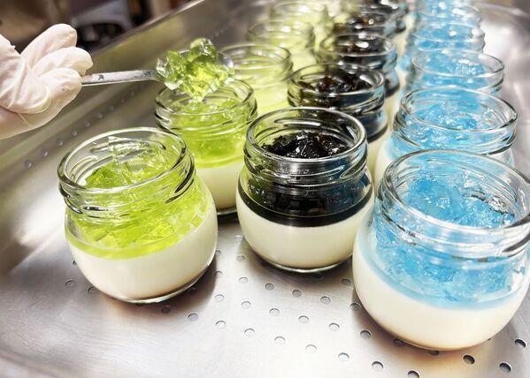 ＜観光都市・松本の魅力を一瓶に凝縮＞創業25年のプリン専門店が、アルプスと城下町を表現した『松本プリン』5種を1月14日より発売