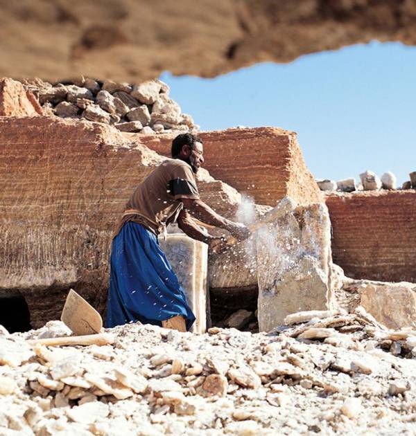 50年にわたり撮り続けた「塩の現場」の作品約80点を紹介　片平孝写真展「塩の旅　～地球の塩の現場に立つ～」たばこと塩の博物館(東京・墨田区)で1月31日(土)から開催