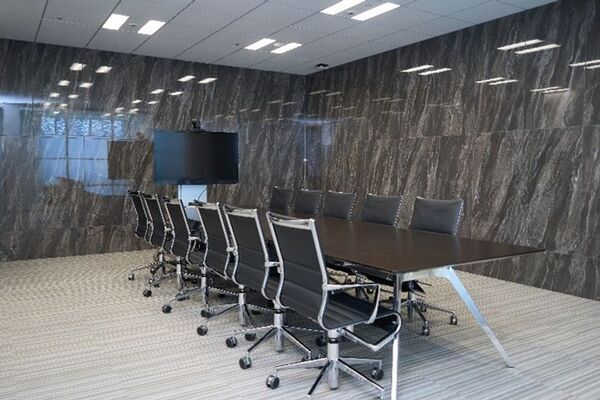 ディーピーティー株式会社　モダンなデザインオフィスの一部を撮影場所として貸出開始！