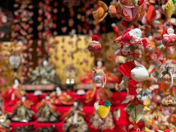 「第29回　雛のつるし飾りまつり」が1月20日に開幕！春を先取る伊豆稲取温泉の旅