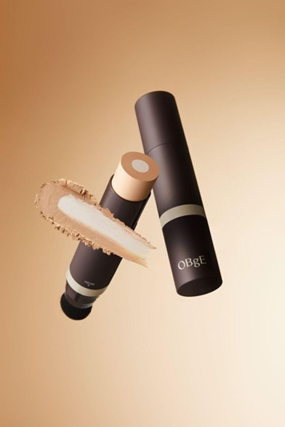 「OBgE(オブジェ)」　Amazon Japan クリームファンデーション部門にて「ベストセラー」1位を獲得