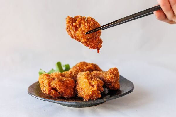 羽田空港に全国の飲食店自慢のメニューが集結　3月31日までグルメフェア開催