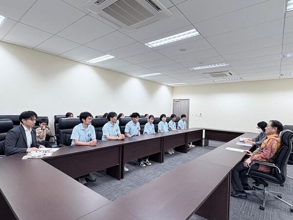 令和7年度SFTアクションプラス(第二期)採択事業　インドネシア・バリ島で体験型お薬教室を実施