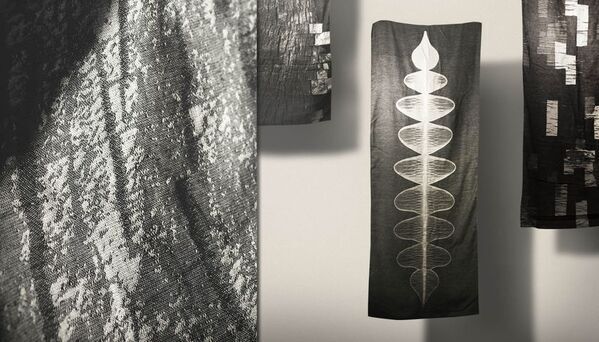 物質調律家・山崎タクマ氏、日本で個展開催