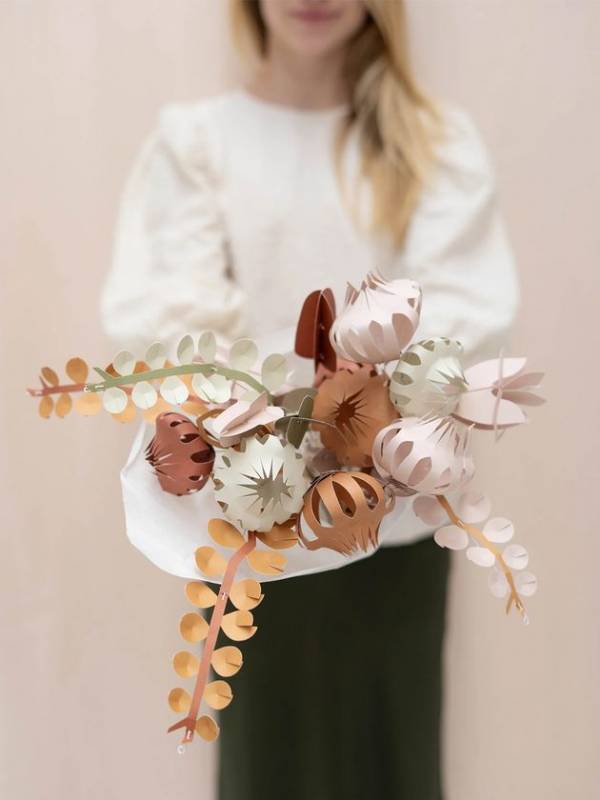 一枚の紙以上の価値をもつ紙製品「気持ちを繋ぐアートピース」をamaが2026年2月より春ギフトに展開　ラッピングは「任せる」から「つくる」へ　物価高・人手不足が生んだ“セルフ・ラッピング”という新潮流