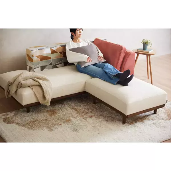 オーダーソファ「TILO(ティーロ)」シリーズより　2月2日(月)～「オットマン」を販売開始