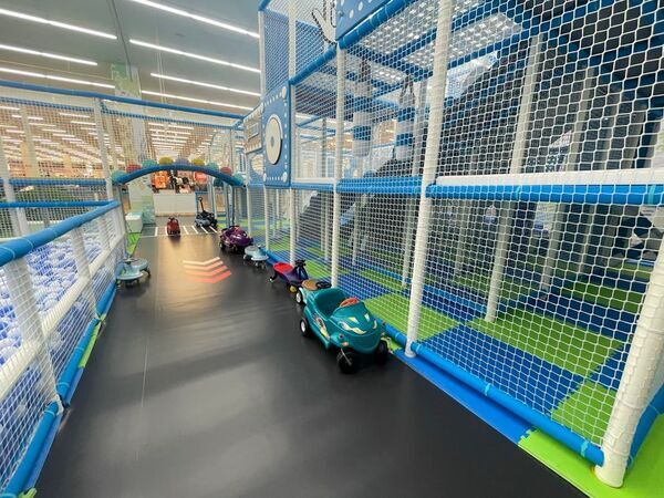 親子で夢中になる室内遊園地『キッズランドUS 千葉富里店』ベイシア富里店内に1/23(金)グランドオープン！