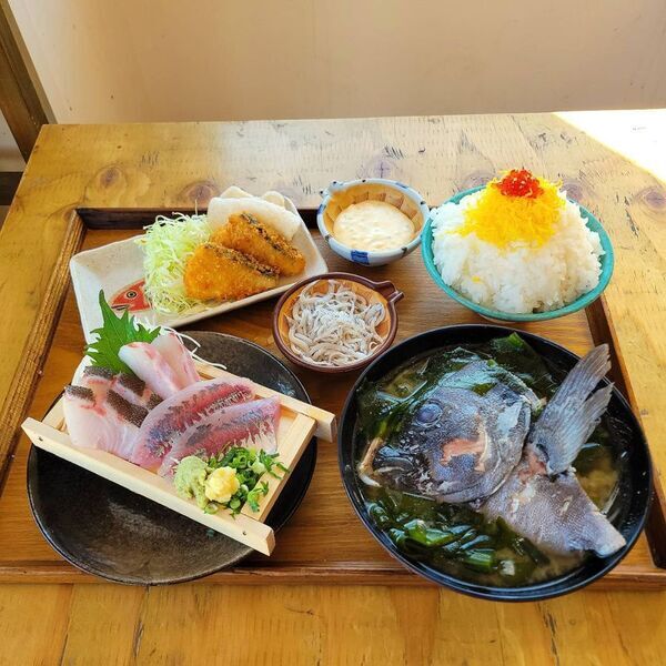 【漁港の駅TOTOCO小田原・とと丸食堂にて】磯の王者、旬の石鯛を味わい尽くす期間限定フェア「石鯛の戴冠式(たいかんしき)」を2/4より開催