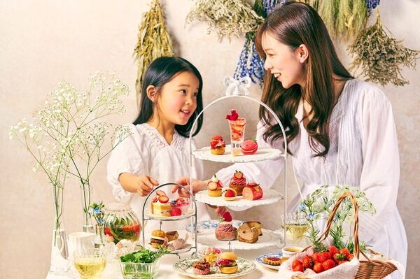 「リーベルホテル大阪」春を彩るいちごアフタヌーンティー『Strawberry & Botanical Afternoon Tea ～いちごとハーブが香る、みずみずしい春～』を3月1日より販売開始！