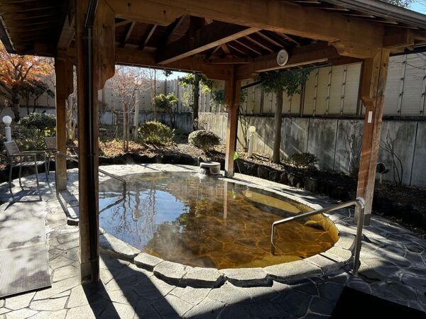 ＼湯けむりに溶ける、甘い恋の香り／バレンタイン限定「チョコレートの香湯」ととろける食感「パリパリチョコソフト」登場　山梨県　森のなかの温泉 なんぶの湯