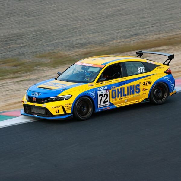 ドライビングマジック×日本自動車大学校「OHLINS CIVIC NATS」のオリジナルトミカが登場！！