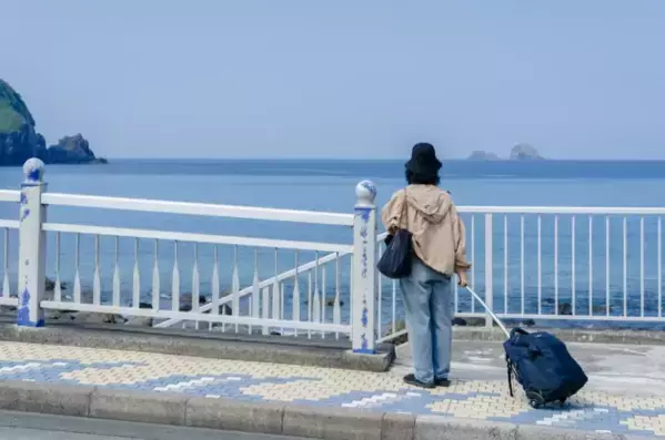 東京の離島神津島で“釣って泊まって星に浸る3日間”