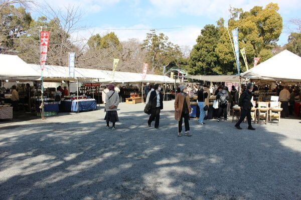 好評につき今年も2月21日より2週間開催！静岡県 三嶋大社 全国大陶器市