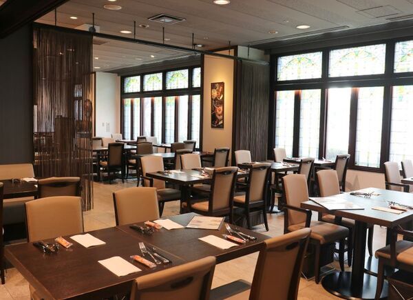 【京都山科 ホテル山楽】ローストビーフや握り寿司も食べ放題！2026年3月1日(日)より新たに和洋ランチブッフェを提供開始