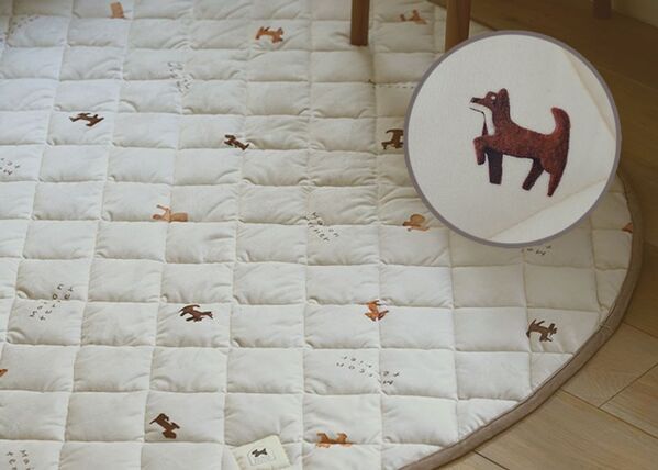 「Maison terrier」とコラボ！“毎日使える”おやつ犬キルトラグが2月25日発売