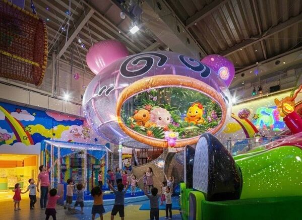 「夢のプロジェクションマッピングショー～恐竜と一緒に・ぴょんぴょんダンス～」が3月20日おやつタウンに新登場！