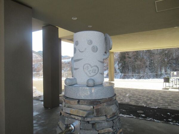 道の駅八千穂高原に水飲み場を新設