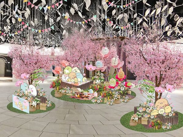 「すみっコぐらし」×「ホワイティうめだ」の夢のコラボ　スプリングバージョンで新たに登場！すみっコたちとポカポカお花見が楽しめる期間限定のディスプレイさらに、サニーテラスには「しっぽず」が初登場！