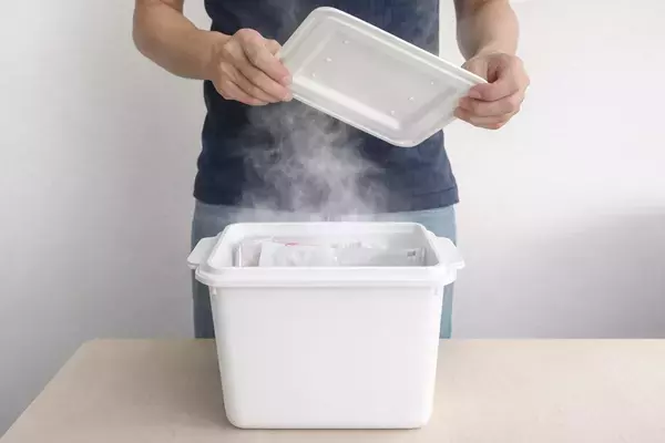 【第1回災害食アワード優秀賞】非食品で最上位！水だけで温かい食事を作る『あったかフードボックス』