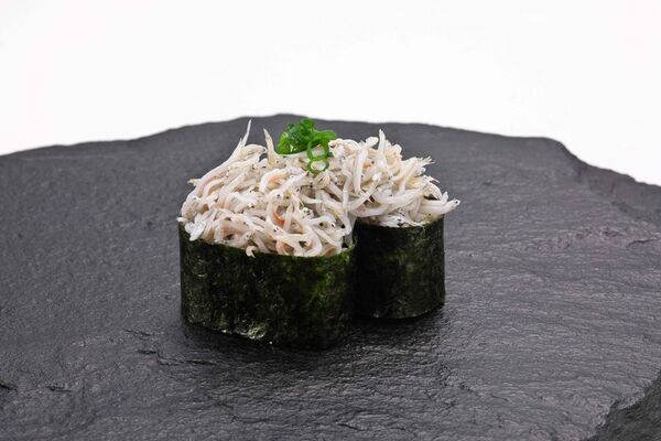 春の旬を味わう『春の寿司まつり』を3月6日(金)より開催　～市場を通さず坊勢島の浜から獲れたて魚が店舗へ届けられる浜直地魚や春限定の匠の一皿など、季節の味覚を堪能～