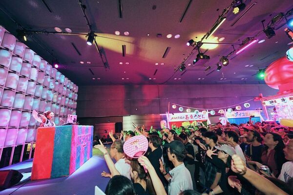 マルハン東日本「ヲトナ基地プロジェクト」　第6弾イベント入場無料！3日間で約10,000人が体験した話題のフードフェスが今年も開催決定！脳汁をテーマにした体験型フードフェス『脳汁横丁2026』5月29日(金)から5月31日(日)、東京・秋葉原「ベルサール秋葉原」にて実施