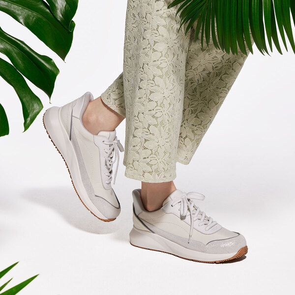 リカバリーインソール搭載シューズがMODELLOとmadras Walkに登場