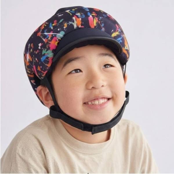 障がいのある方の作品を採用した頭部保護帽を2026年3月5日に発売開始
