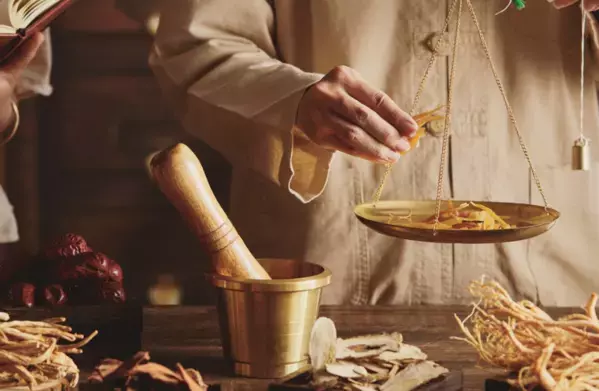 和漢の力を日常にする新しい頭皮セルフケア習慣　＆wakanスカルプエッセンス　CLEAR(夏季限定)　2026年も3月10日に発売開始