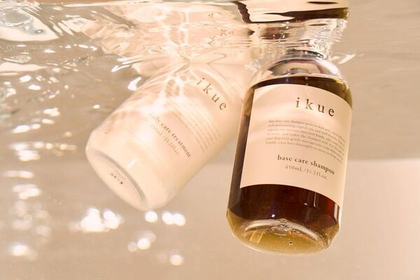 サロン品質と市販価格の“あいだ”を埋めるヘアケアブランド「ikue」誕生　“続けられるサロンシャンプー”という新基準。美容室発ヘアケア「ikue 4step care」2026年4月1日発売