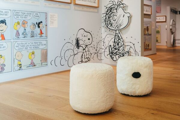 スヌーピーミュージアム、3月7日(土)より新企画「ふかふかミュージアム」がスタート！スヌーピーたちにハグできる巨大な柱や寝転べる新エリアが登場　これまで以上に「癒し」と「楽しさ」が溢れるミュージアムに進化
