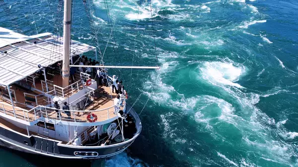 YOKOSUKA軍港めぐり×うずしおクルーズ共同企画始動！「東西Wクルーズプレゼントキャンペーン」を3/20(金)より開催