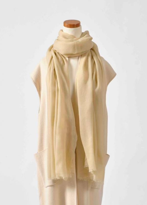 ニセコの森が、ショールになる。SHOKAY × DGBH　『森染めショール』母の日キャンペーンを5月5日まで開催