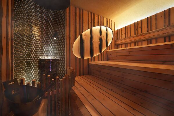 日本初「トラムサウナ」誕生　大井町駅直結「OIMACHI TRACKS」に都市型リカバリースパ「サウナメッツァ大井町トラックス」3/28グランドオープン