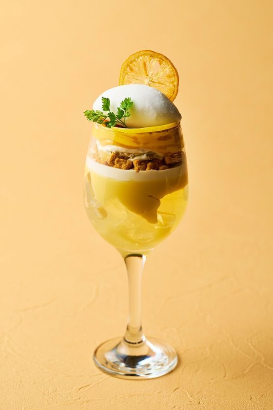 「リーベルホテル大阪」Cafe & Bar LIBERで過ごす初夏のひととき　柑橘とメロンが彩る爽やかなスイーツを愉しむ　「Citrus & Melon Fair」を開催！