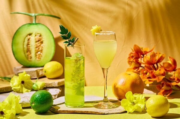 「リーベルホテル大阪」Cafe & Bar LIBERで過ごす初夏のひととき　柑橘とメロンが彩る爽やかなスイーツを愉しむ　「Citrus & Melon Fair」を開催！