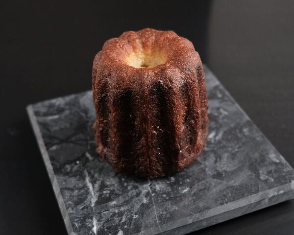 新食感でこころときめくグルテンフリースイーツ「コメカヌレ」が4月1日より新発売！日本人を育んだ「コメ」と欧米生まれの「オーツ麦」のマリアージュ