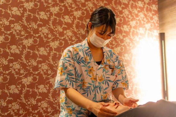 【日本初※】どこに行っても変わらない、咬合の歪みから始まる全身のコリや痛みに　歯科医院発、お口×身体の専門サロンMAHINA LAGOONが広島でスタート