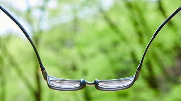 唯一無二のアイ＆スキンケアサングラス「SOLAIZ」から新型と「EIGHT」シリーズ新色が4月8日(水)に同時発売