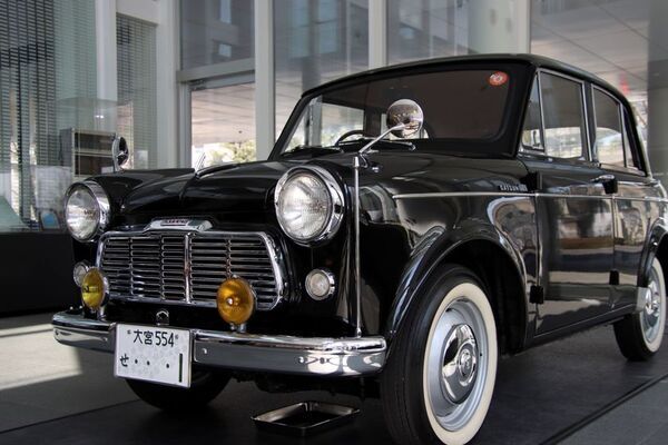 卒業生寄贈「ダットサン 211型セダン(1958年)」除幕式のご案内