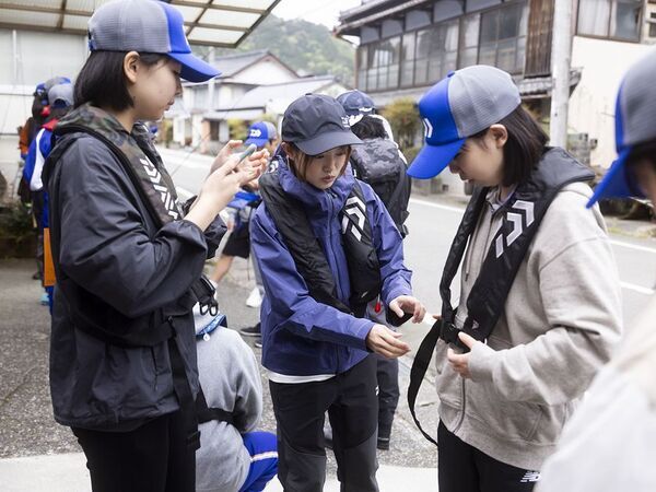 グローブライド、高知県嶺北で高校生向け自然体験型プログラムを実施