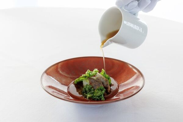 万葉の地・奈良桜井に集う、美食の祝祭　「AUBERGE de SENVIE」開業1周年を祝う、至高の古都ガストロノミー