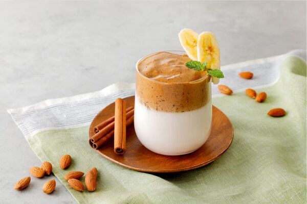 春夏の3大悩み「紫外線・ダイエット・季節バテ」に新提案　アーモンドミルク研究会が春夏3大ケアメニューを公開