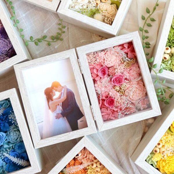 大切なお母さんへ、思い出の一枚を添えて　フォトフレーム購入者限定、思い出のお写真の無料印刷キャンペーンを実施！