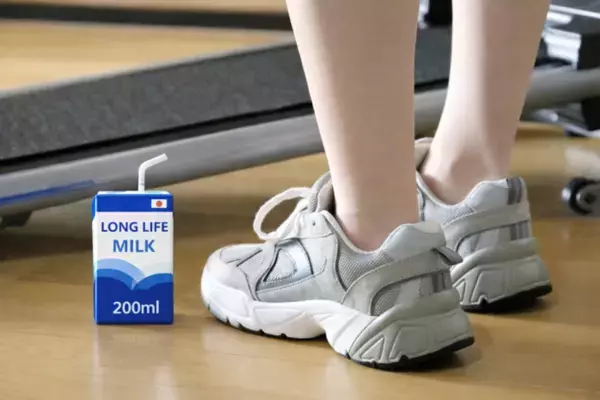 夏本番前がカギ！熱中症対策の新習慣「暑熱順化×こまめな牛乳補給」管理栄養士がロングライフ牛乳の活用法とレシピを解説