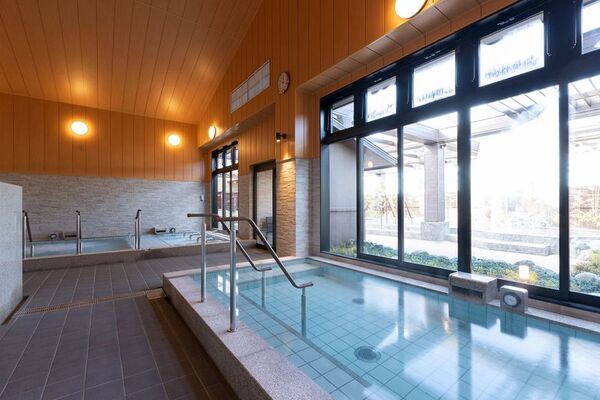 天然温泉で時間をずらす帰宅を提案「ゴールデンウイーク ゆったりまったり帰宅プロジェクト」開催