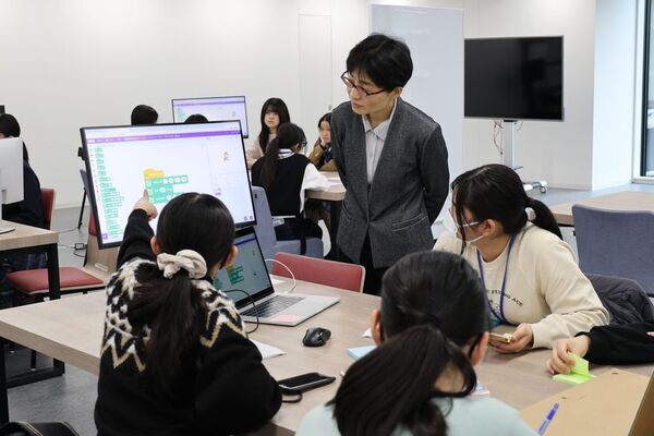 芝浦工大の新入生の女子割合が30.8％に到達～国内の工業大学で初めて30％を突破　工学系の女子学生割合平均(17.9％)を大幅に超える～