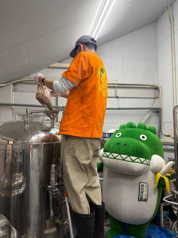 “あえて青い”バナナをもう一度見つめ直した一杯『Izu Banana Pils』新発売！