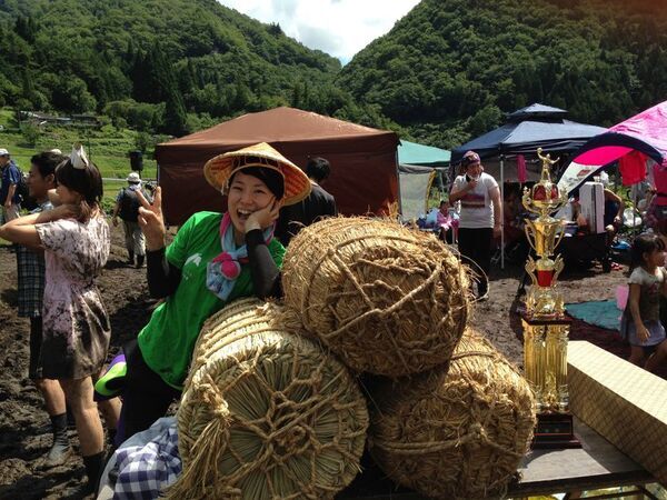 体験型キャンプ場HOLY FUNGUS(ホーリーファンガス)で「泥んこバレーボール」大会を開催