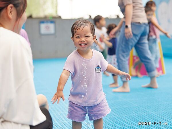 全身びしょ濡れで遊んじゃおう！「水あそびひろば」が6月19日(金)オープン！2026年6月19日(金)～9月14日(月)