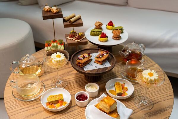 シンガポール・エディション　初夏をウェルネスに捧げるシーズンを展開　6月13日「グローバル・ウェルネス・デー」にルーフトッププールでイベント開催